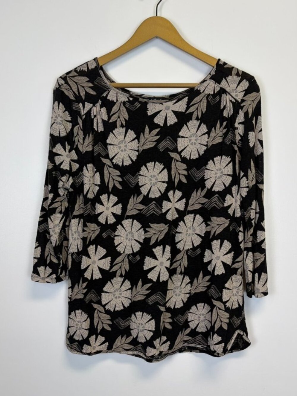 Lucky Brand Floral Linen Blend Top